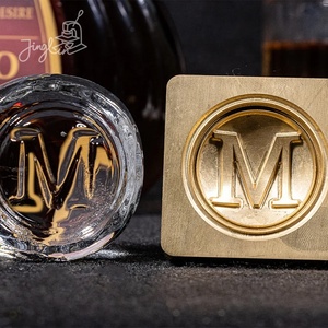 Plaque de timbres à glace personnalisée pour Cocktails Branding Monogram Ice Bar Mold Ice Designer Tray avec <span class=keywords><strong>logo</strong></span> personnalisé - Product Image 5