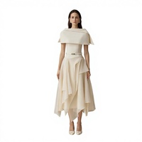 Robe de soirée longue Bettergirl élégante style vintage, taille empire irrégulière cintrée avec décoration froncée