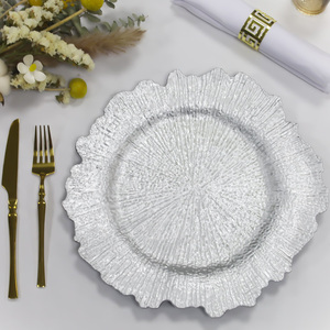 Assiettes <span class=keywords><strong>de</strong></span> présentation rondes en plastique <span class=keywords><strong>de</strong></span> luxe, écologiques et durables, turquoise, 13 pouces, avec bordure argentée et dorée, pour mariage et collations - Product Image 4