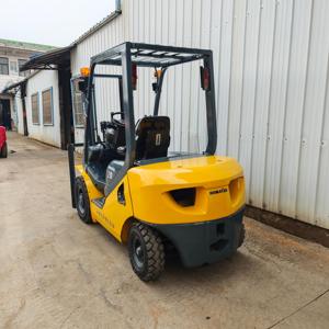 Original Japanese Used Komatsu FD20 2 Ton Diesel Forklift With Isuzu Engine For Logistics <b>Handling</b> - Product Image 4
