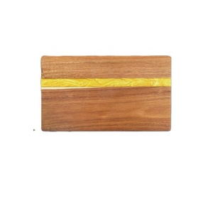 <span class=keywords><strong>Planche</strong></span> à découper en bois d'acacia <span class=keywords><strong>jaune</strong></span> de la rivière, résine époxy, faite à la main, avec logo personnalisé, 39x25 cm, pour la cuisine à domicile - Product Image 1