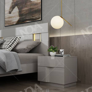 Ensemble de chambre à coucher peinture <span class=keywords><strong>laquée</strong></span> haute brillance pour la maison meubles d'hôtel ensemble de chambre à coucher king size de luxe moderne avec tête de lit éclairée - Product Image 6
