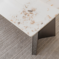 Table à manger rectangulaire contemporaine avec piétement en métal et plateau en céramique, vente directe d'usine
