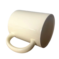 Nouveau modèle de tasse en céramique de 11 oz avec des couleurs beige et crème, revêtement par sublimation pour des designs personnalisés, pour des cadeaux de remerciement