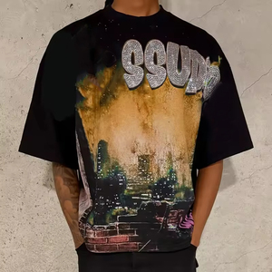 T-shirt pour homme en coton 100% lourd, imprimé graphique vintage délavé, style streetwear surdimensionné avec logo personnalisé en strass - Product Image 4