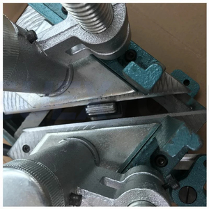 Machine à souder manuelle compacte pour portes et fenêtres en plastique et acier, idéale pour le soudage de plaques et de cadres de tissu. - Product Image 1