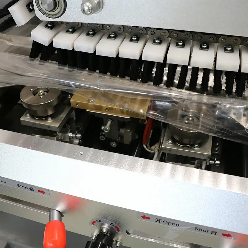 पूरी तरह से स्वचालित क्षैतिज रैपिंग प्रवाह पैक पैकिंग मशीन बर्फ क्रीम पॉपसिकल पैकेजिंग मशीन