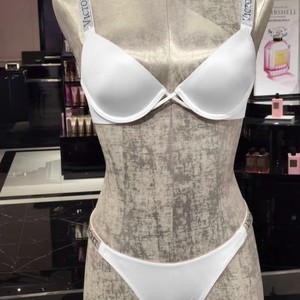 Set Reggiseno e Perizoma Sexy con Strass e Lettere, <span class=keywords><strong>Push</strong></span>-<span class=keywords><strong>up</strong></span> con Coppe Lisce, Set Lingerie di Lusso, Idea Regalo - Product Image 3