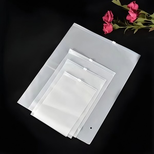 Sacchetto in Plastica Opaca Personalizzato per Confezionamento di Lingerie Delicata e Abbigliamento Intimo, <span class=keywords><strong>Elegante</strong></span> Busta con Cerniera - Product Image 1