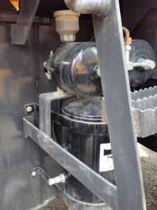 90% nuevo cargador frontal de marca china de segunda mano de alta calidad, equipo de maquinaria de construcción de carga nominal de 5 toneladas, motor central - Product Image 5