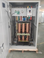 Régulateurs/stabilisateurs de tension industriels à colonne en cuivre SBW haute puissance 380V 200KVA 400KVA 500KVA Stabilisateurs triphasés