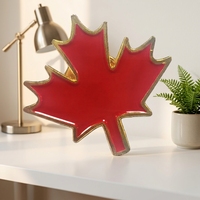 Broche personnalisée moderne en laiton plaqué avec motif feuille d'érable Feng Shui et impression typographique