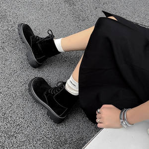 Chaussures élégantes à bout carré, simples, antidérapantes, imperméables, de couleur unie, rétro, décontractées, à talon moyen épais, à la mode, fabriquées à la main - Product Image 6