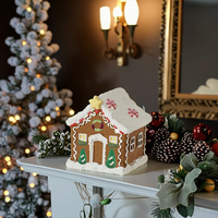 Maison en pain d'épices artisanale personnalisée avec lumière LED Décorations de Noël Luxe en argile polymère Style ange Fabriqué en résine