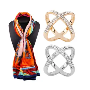 Natuworld 2PCS Three-Rings Rhinestone Silk Scarf Ring Scarves Buckle  Fashion Scarf Clip Fastener Scarf Clamp Clasp Clips Clothing Wrap