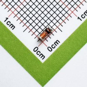 new and original BZV55-C2V4,115 SOD-80C Diodes Zener Diodes 5% 50uA@1V 2.4V 500mW - Product Image 1