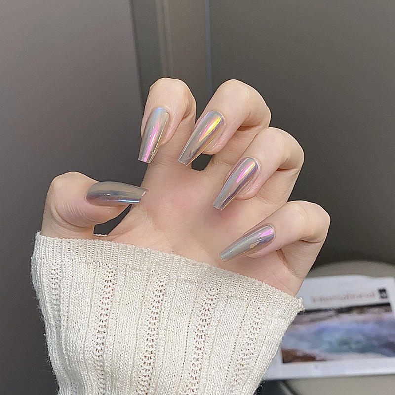 ดาวตก BY1484ไล่ตามดวงจันทร์