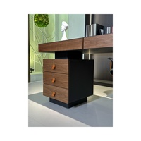 Mobilier de bureau moderne nordique élégant Bureau de direction nordique élégant Étude à domicile Table d'étude en bois pour adultes Style exécutif italien