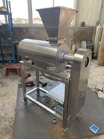 Industriële 500Kg/Uur Fruit Rotery Pulper Mango Aardbei Pulpermachine HJ-CM026