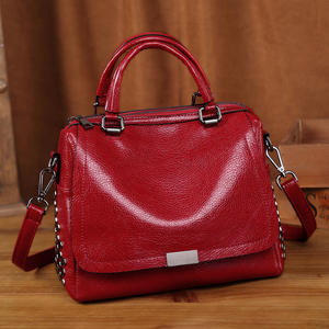 Fábrica al por mayor de gran capacidad de la moda aceite de cuero hijab Flip-Top remache cremallera bolso de mano para las mujeres - Product Image 1