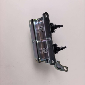 Vanne solénoïde à vide 4M5G9J559NB DC 12V pour le contrôle de pression de la climatisation Ford - Product Image 3
