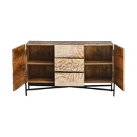 Buffet en bois sculpté à la main avec un design abstrait en forme de vague |   Console de rangement au fini naturel avec base en métal
