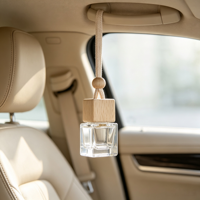 OEM ODM 8ML 10ml Mini Flacon Diffuseur de Parfum Carré Dégradé Coloré pour Voiture, à Suspendre, Portable, avec Bouchon en Bois