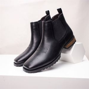 Botas Chelsea Occidentales de Cuero Genuino Hechas a Mano con Logotipo Personalizado, Botas Chukka Planas Casuales para Hombre - Product Image 4