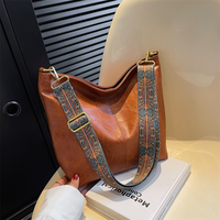 Sac à bandoulière vintage de camping pour femme, couleur unie, grande capacité, simple, avec large sangle réglable, sac seau bandoulière