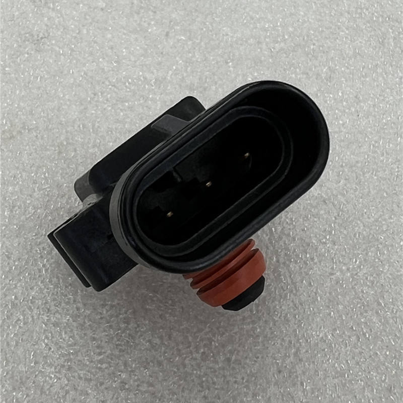 めん 8-28139775-0 Map Sensor - High-Quality Engine Parts for Trucks