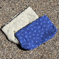 2026 Neuer Trendiger Maßgefertigter Sommer-Reise-Toilettenartikel-Organizer Große Geprägte Blumen-Frottee-Tasche Kosmetik-Make-up-Tasche für Frauen
