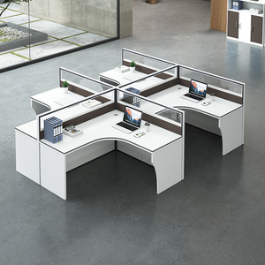 Mobilier <span class=keywords><strong>de</strong></span> bureau convertible au design moderne Bureau <span class=keywords><strong>de</strong></span> travail en bois pour 2 4 6 8 employés avec <span class=keywords><strong>table</strong></span> <span class=keywords><strong>de</strong></span> séparation pour compartiments <span class=keywords><strong>de</strong></span> bureau - Product Image 4