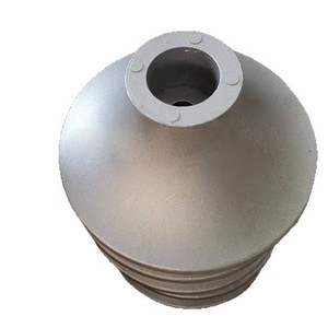 Pièce en aluminium moulée par gravité, surface polie, usinage sur mesure pour applications mécaniques - Product Image 1