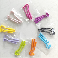 Lot de 3 extracteurs de tiques multicolores en ABS pour animaux de compagnie – Outils de retrait de tiques