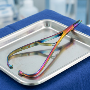 Porte-aiguille Mathieu, instrument chirurgical manuel en acier inoxydable pour usage orthopédique, modèle - Product Image 3