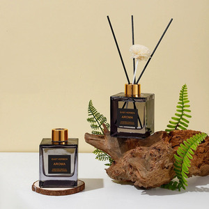 <span class=keywords><strong>Diffusore</strong></span> di Fragranza alla Gardenia 200ml Grande Capacità Senza Fiamma per Soggiorno <span class=keywords><strong>Deodorante</strong></span> per <span class=keywords><strong>Ambienti</strong></span> - Product Image 1