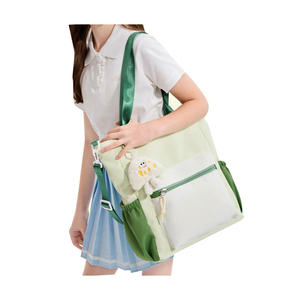 Sac bandoulière personnalisé avec logo d'usine, sac fourre-tout décontracté grande capacité pour enfants, idéal pour <span class=keywords><strong>cours</strong></span> <span class=keywords><strong>de</strong></span> <span class=keywords><strong>soutien</strong></span> <span class=keywords><strong>scolaire</strong></span>, coloré et tendance - Product Image 6