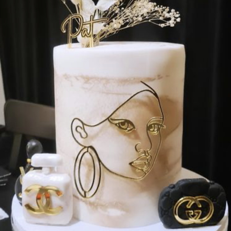 Styles de grandes boucles d'oreilles *