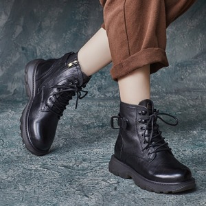 Nouvelles bottines d'hiver de style britannique, élégantes, en cuir de vachette, faites à la main, à bout rond, avec fermeture éclair latérale, talon plat, bottes Martin, semelle souple - Product Image 3