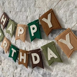 Guirlande en feutre Joyeux Anniversaire de haute qualité en gros d'usine - Bannière de drapeaux colorés pour la décoration de baby shower, de mariage et d'anniversaire - Product Image 4