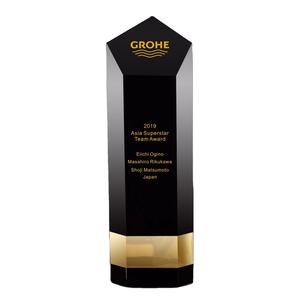 Troféu de Cristal Preto com Design Exquisito para Premiação, Coluna Pentagonal Personalizada como Lembrança - Product Image 1