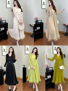 <span class=keywords><strong>2025</strong></span> Mới Nhất Phong Cách Miyake Sang Trọng Thanh Lịch Màu Rắn V Cổ Dài Tay Áo Ruffles Pleated Maxi Cộng Với Kích Thước Của Phụ Nữ Dresses - Product Image 6