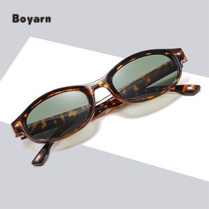 Latest Fashion Custom Designer UV400 Sunglasses for Women Low Price PC Frame <b>Sun</b> <b>Shades</b> - Product Image 3