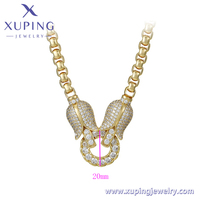 X000941367 Bijoux XUPING en gros Collier de mode avec double roses et anneau, rose tulipe sertie de pierres, chaîne Rolo Box
