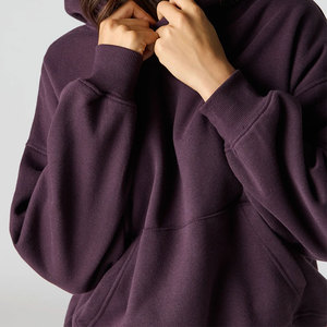 Sweat-shirts pour femmes à manches longues, couleur unie, décontractés, pour l'hiver, à prix raisonnables - Product Image 2