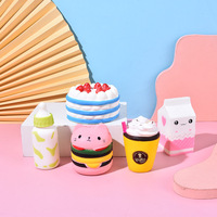 PU-Schaum PVC Erdbeer-Kuchen Quetschspielzeug Kawaii Japanische Simulation Weiche Duftende Mädchen Slow-Rising Squishy Spielzeuge
