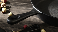 Batterie de cuisine en fonte pré-assaisonnée avec huile végétale ronde antirouille, poêle à frire à poignée courte en surface antiadhésive pour suspension