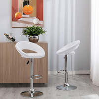 Tabouret de bar en PU à dossier découpé en anneau creux, pivotant à 360 degrés, avec vérin à gaz silencieux, repose-pieds rond en chrome poli, chaise haute de comptoir
