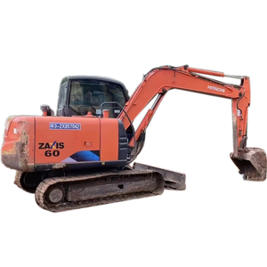 Mini-excavatrice sur chenilles Hitachi ZX60 d'occasion |   Machine hydraulique de 6 tonnes |   Importé du Japon |   Excellent état avec accessoire tarière - Product Image 1