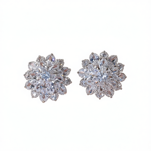 Orecchini a lobo con fiore di cristallo color oro rosa per donna, gioielli di lusso da matrimonio E375 con montatura a griffe - Product Image 1